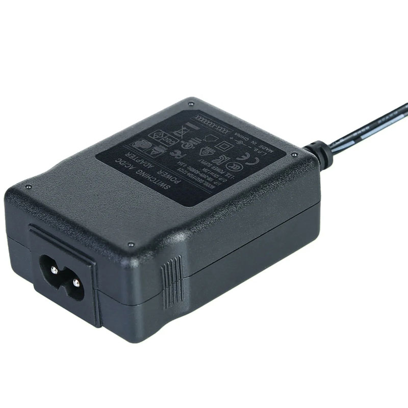 Adapter Cumhachta Deisce 12W