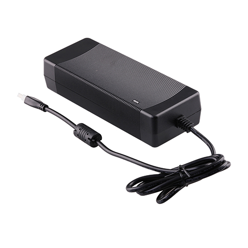 Cuibheoir cumhachta deisce 150W