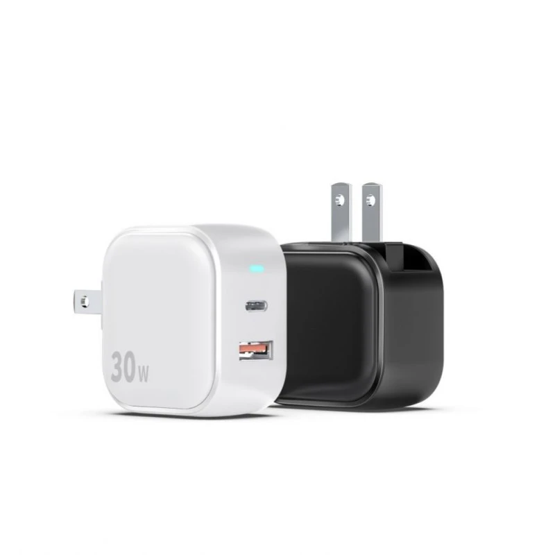 Charger Fast 30WPD le USB-A agus USB-C