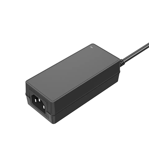 Cuibheoir cumhachta deisce 36W