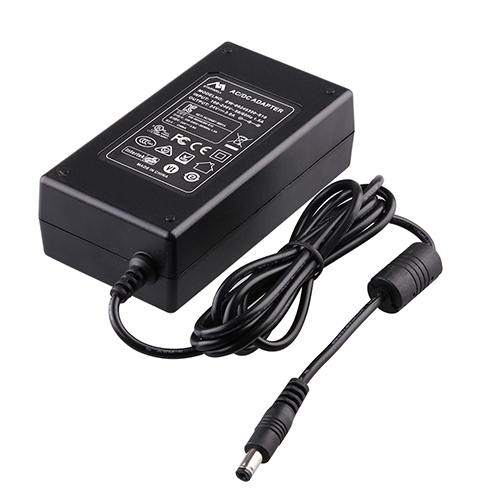 Cuibheoir Cumhachta Deisce 72W-84W